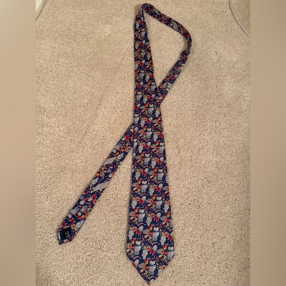 SALVATORE FERRAGAMO Vintage 100% Silk Blue Fruit & Paisley Pattern Men’s Tie - Picture 2 of 16